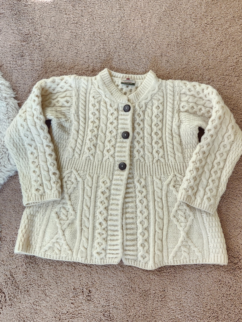 Vtg Carraig Donn Ireland Pure Wool Cable Aran Cardigan Sweater Fisherman Cream S